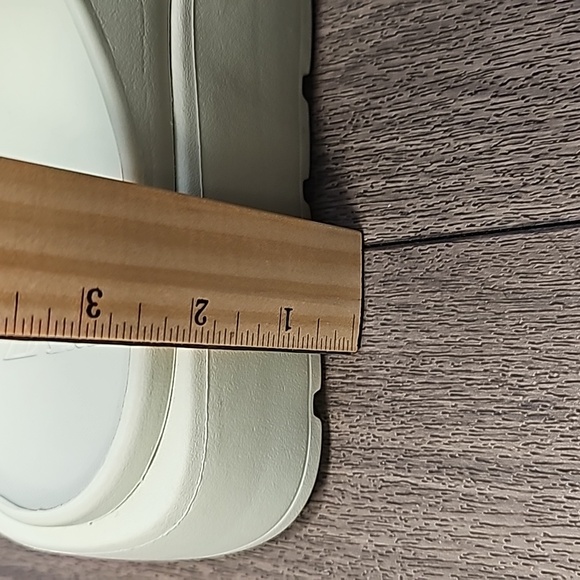 Zara Women's Mint Green Rubberized Platform Slides Sz 9 EUC - Picture 7 of 12